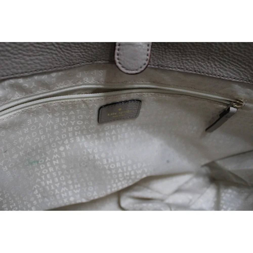 Kate Spade New York Light Gray Pebbled Leather Triple Compartment Tote Bag